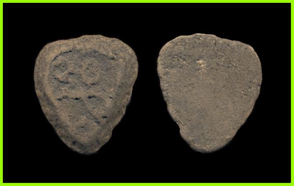 CHINA clay "nose" coin (400-220 BC)