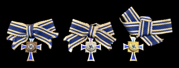 GERMANY 1938 Mother's Cross miniature set